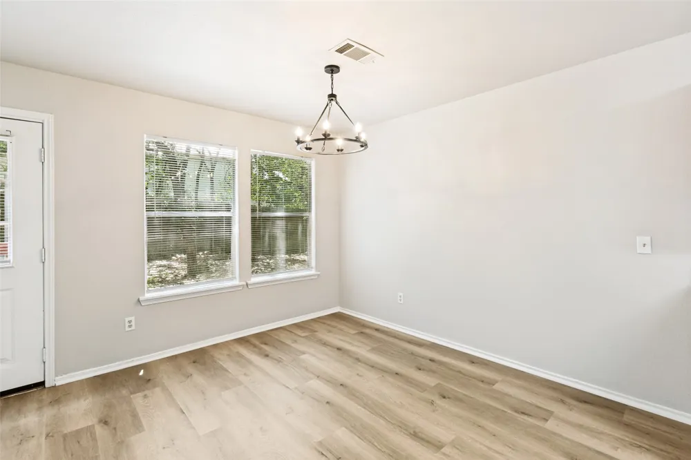 945 Sagewood Trail San Marcos, TX 78666