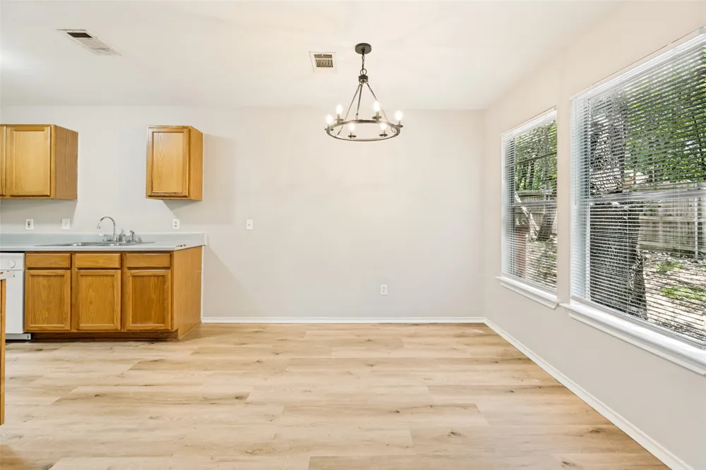 945 Sagewood Trail San Marcos, TX 78666
