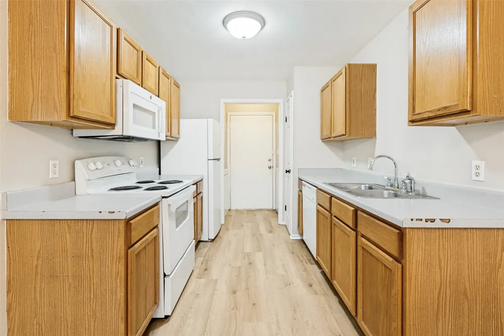 945 Sagewood Trail San Marcos, TX 78666