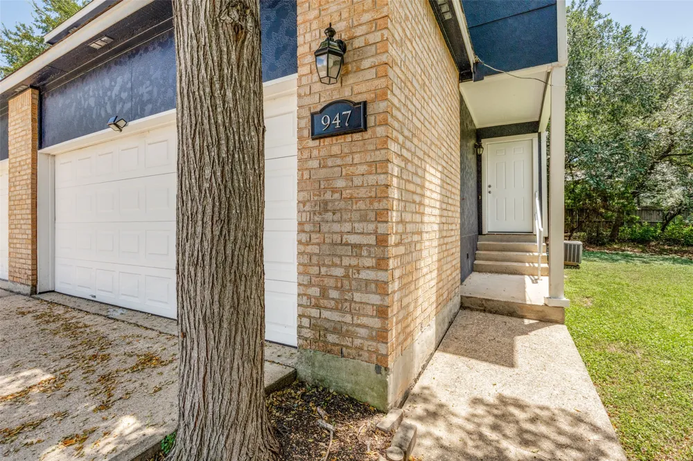945 Sagewood Trail San Marcos, TX 78666
