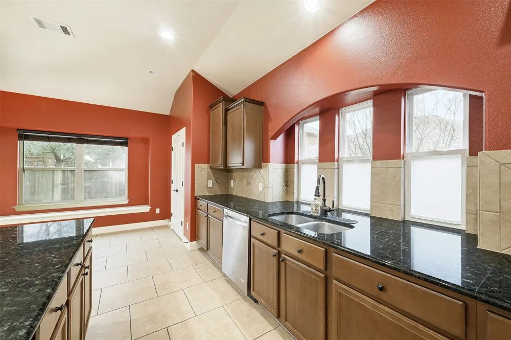 104 Turvey Cove Hutto, TX 78634