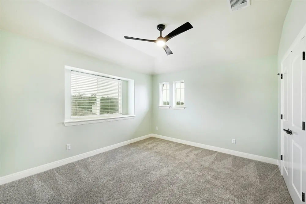 104 Turvey Cove Hutto, TX 78634