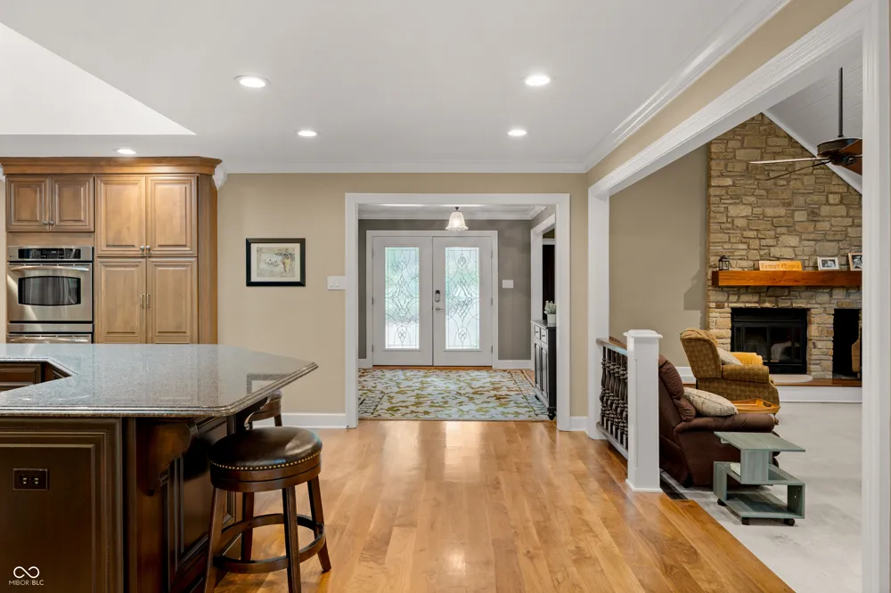 10707 Compass Court Indianapolis, IN 46256