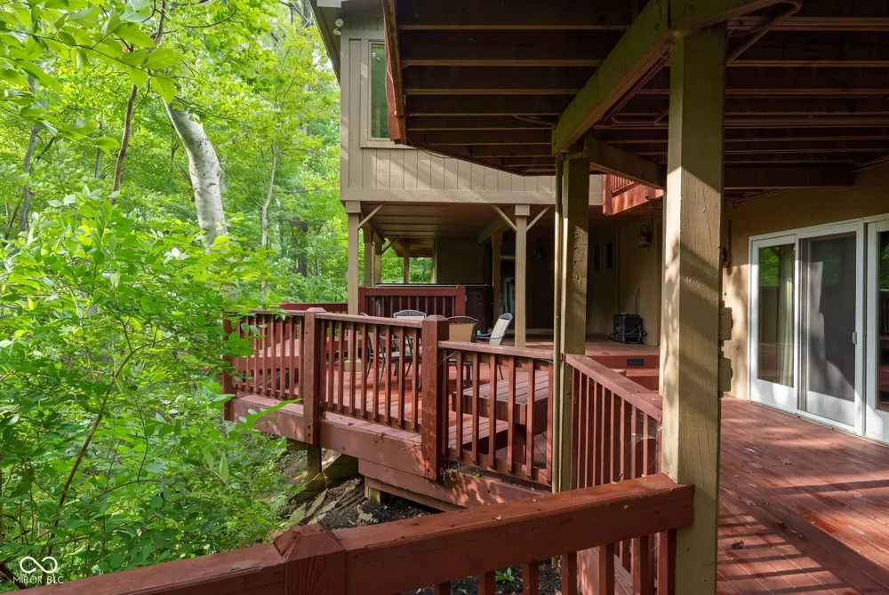 10707 Compass Court Indianapolis, IN 46256