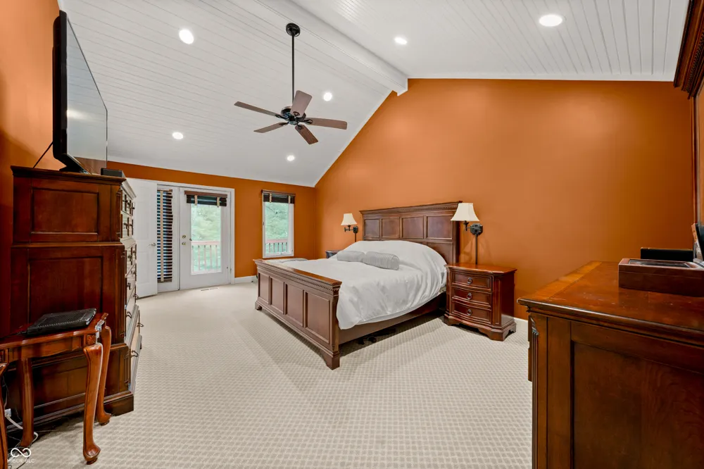 10707 Compass Court Indianapolis, IN 46256