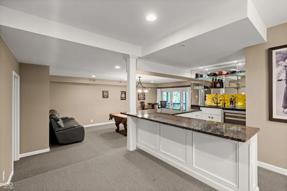 10707 Compass Court Indianapolis, IN 46256
