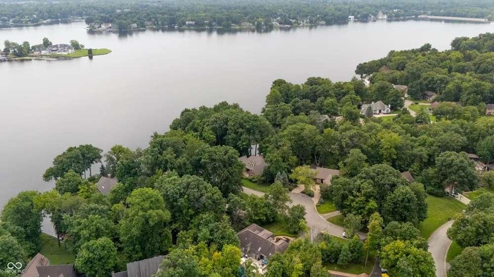10707 Compass Court Indianapolis, IN 46256