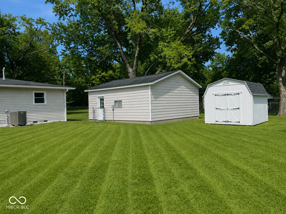 8845 W Banta Road Camby, IN 46113