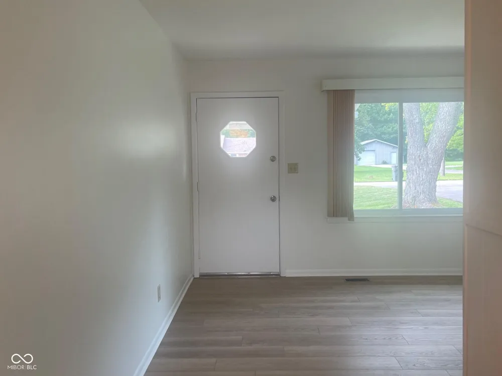 8845 W Banta Road Camby, IN 46113