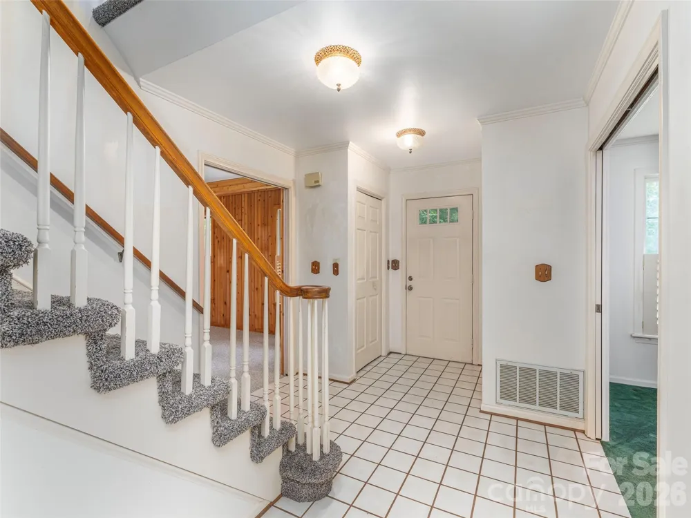 200 Heathcote Road Hendersonville, NC 28791