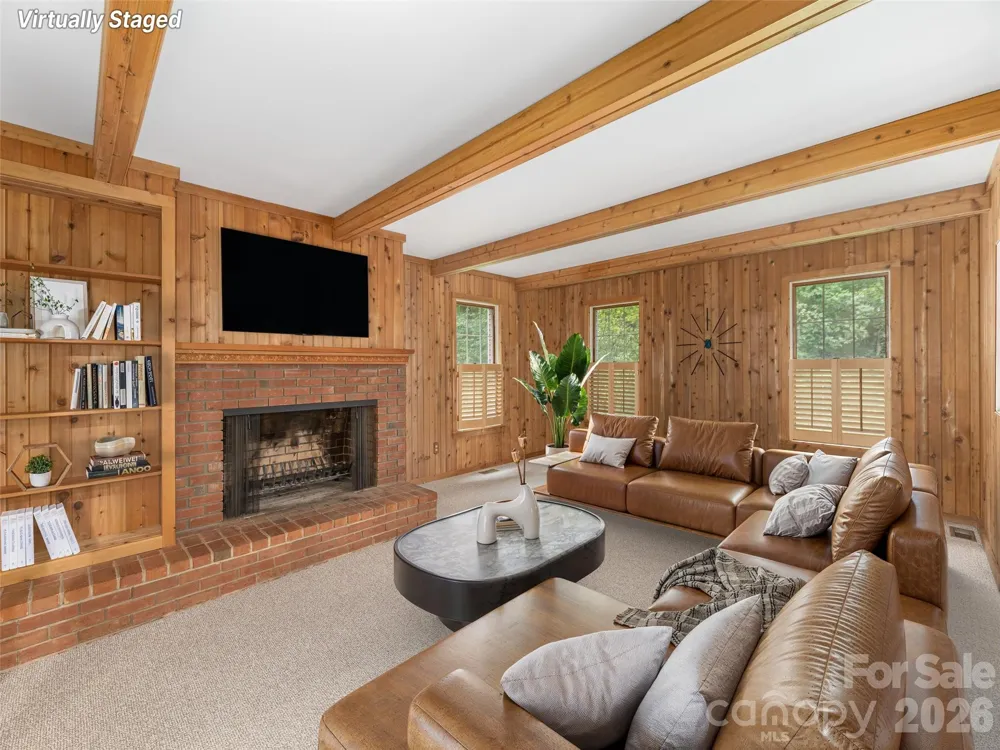200 Heathcote Road Hendersonville, NC 28791
