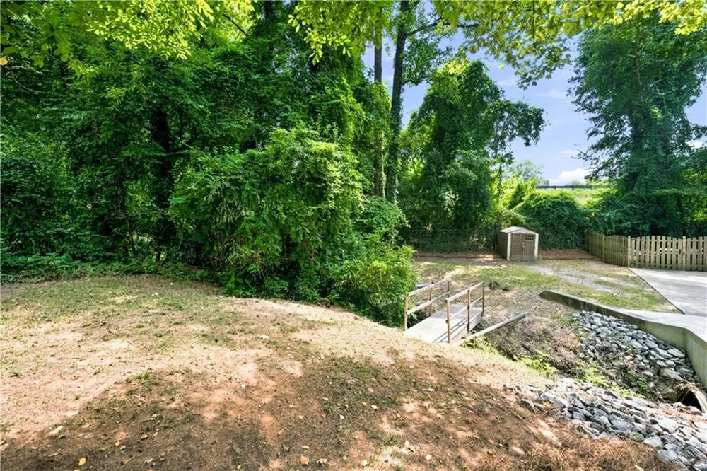 119 William Drive Athens, GA 30606