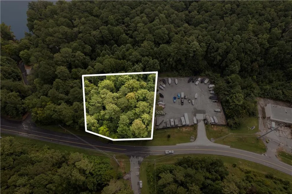 000 Allatoona Gateway Road Acworth, GA 30102