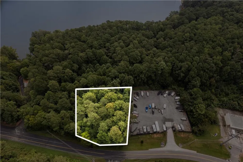 000 Allatoona Gateway Road Acworth, GA 30102