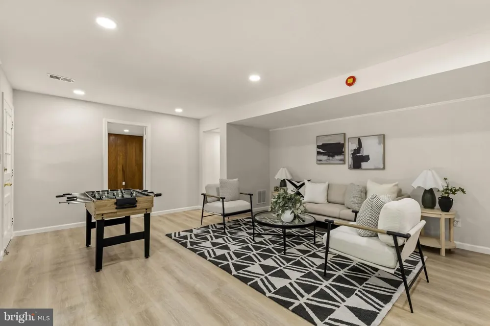 6621 SULKY LANE North Bethesda, MD 20852