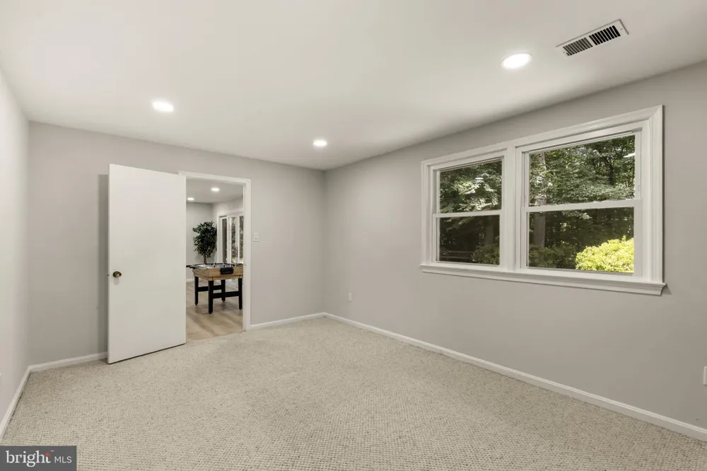 6621 SULKY LANE North Bethesda, MD 20852