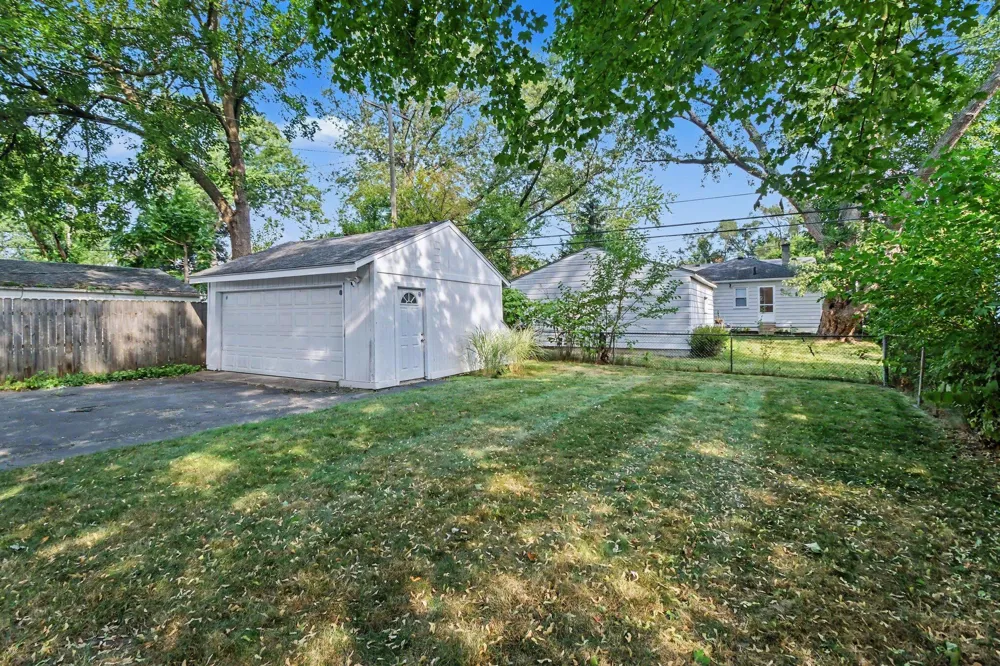 2190 Franklin Road Berkley, MI 48072