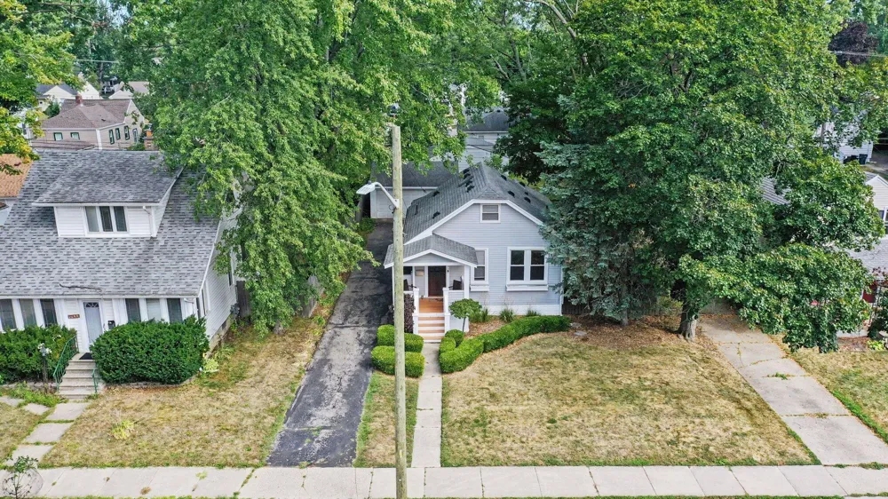 2190 Franklin Road Berkley, MI 48072