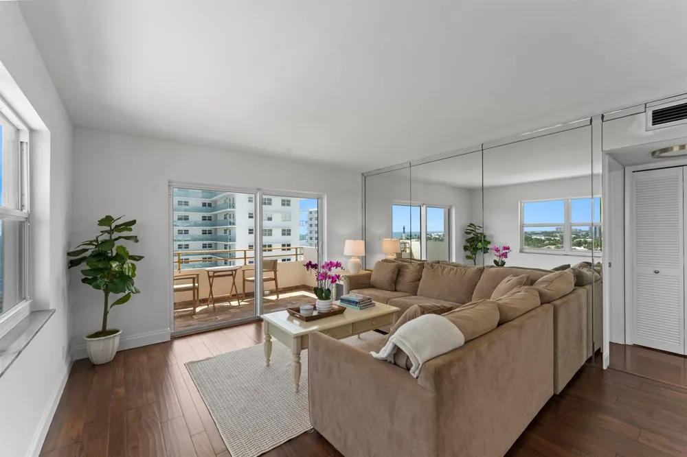 1630 OCEAN BOULEVARD #1011 Pompano Beach, FL 33062