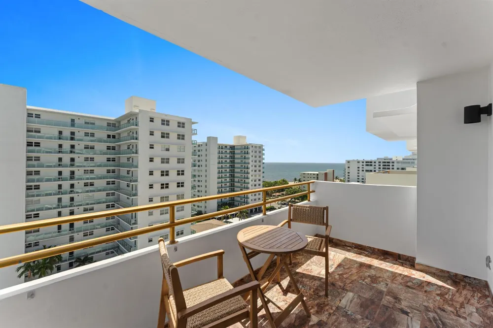 1630 OCEAN BOULEVARD #1011 Pompano Beach, FL 33062