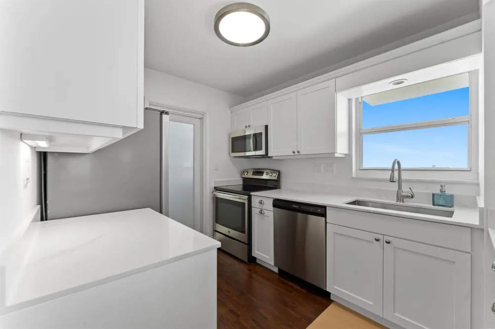 1630 OCEAN BOULEVARD #1011 Pompano Beach, FL 33062