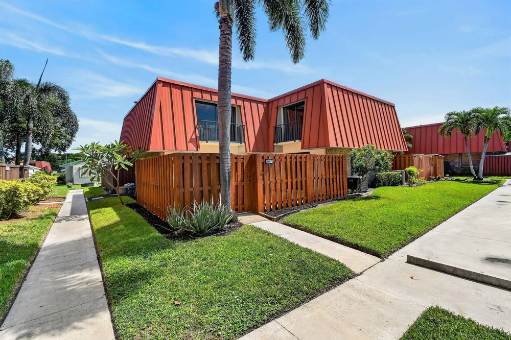 3157 Meridian Way S #A Palm Beach Gardens, FL 33410