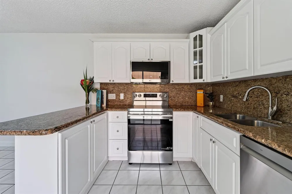 3157 Meridian Way S #A Palm Beach Gardens, FL 33410