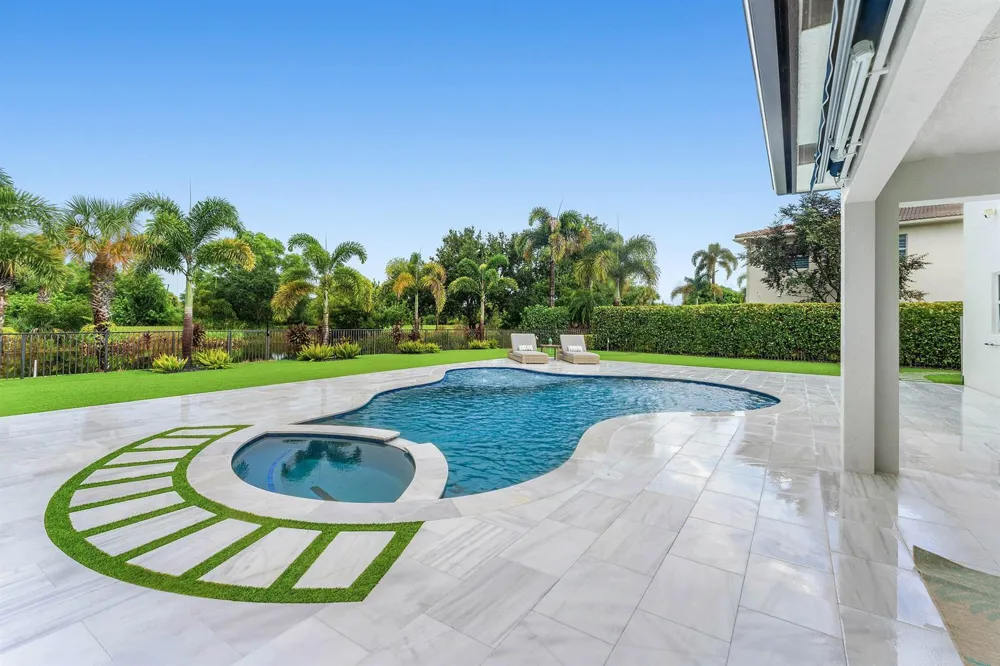141 UMBRELLA PLACE Jupiter, FL 33458