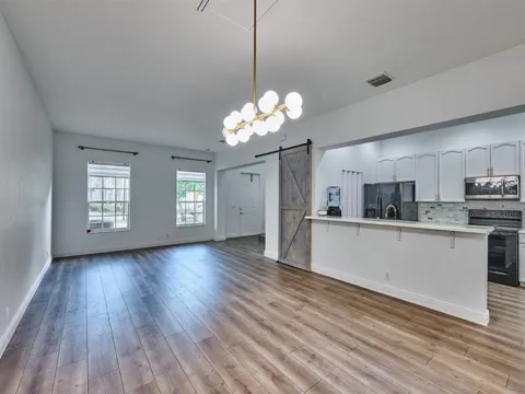 2401 NW 7TH STREET