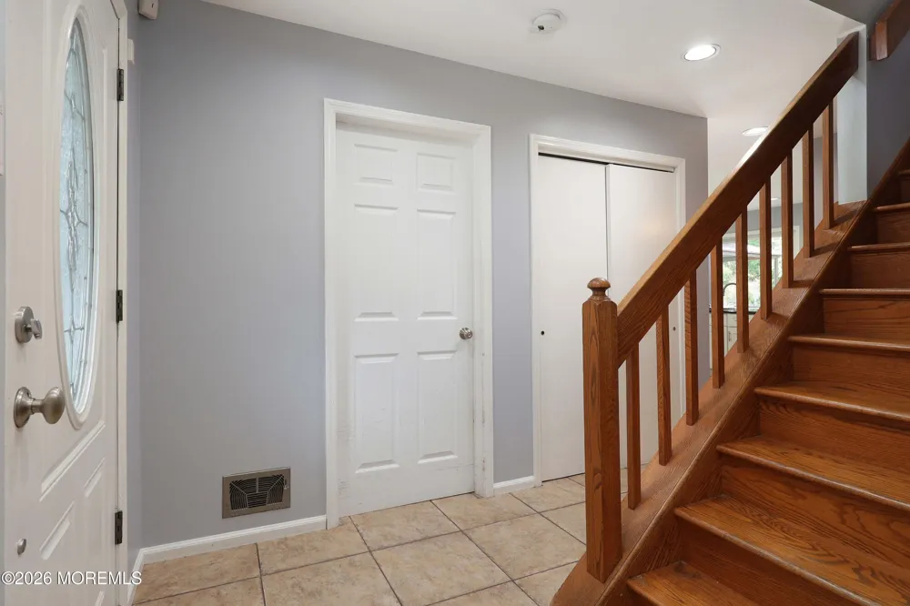 731 Mccormick Drive Toms River, NJ 08753