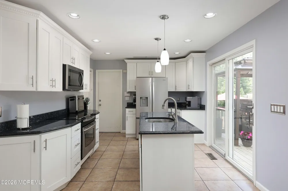 731 Mccormick Drive Toms River, NJ 08753