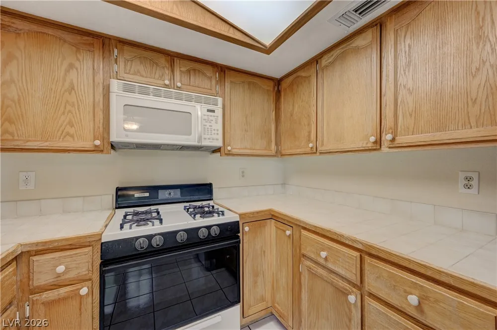 4096 CRETE LANE #C Las Vegas, NV 89103