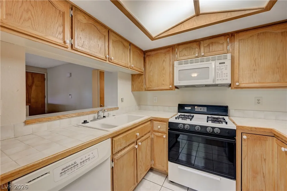 4096 CRETE LANE #C Las Vegas, NV 89103