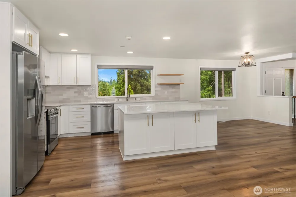 212 143rd Street SE Lynnwood, WA 98208