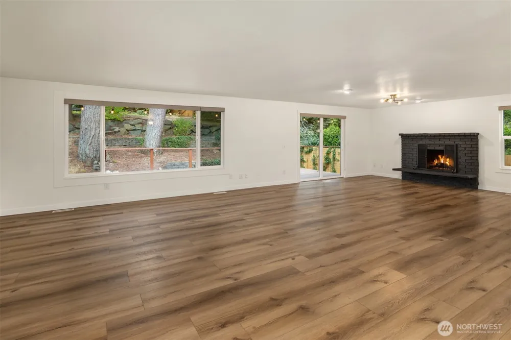212 143rd Street SE Lynnwood, WA 98208
