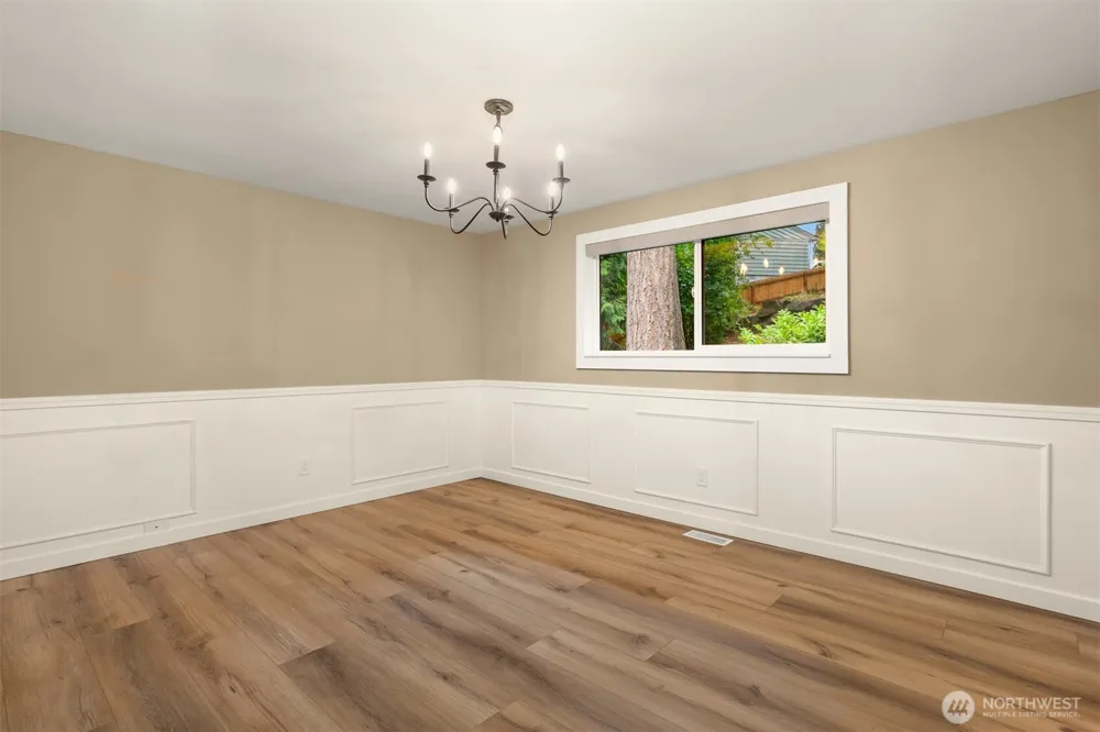 212 143rd Street SE Lynnwood, WA 98208