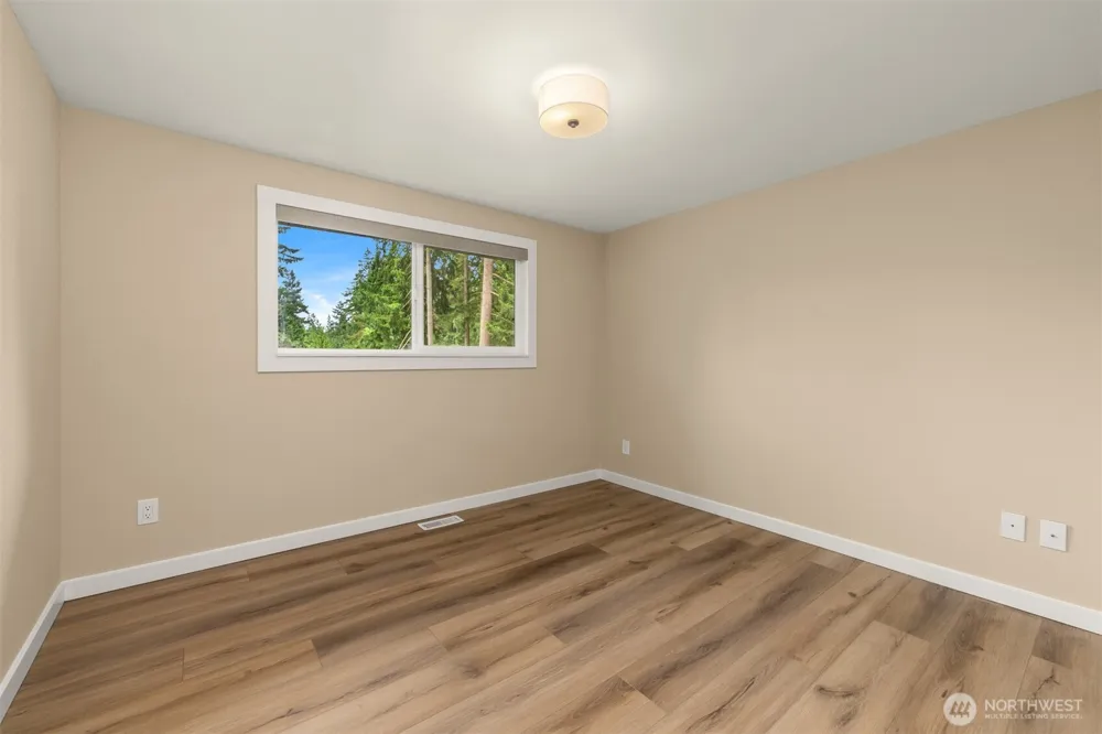 212 143rd Street SE Lynnwood, WA 98208