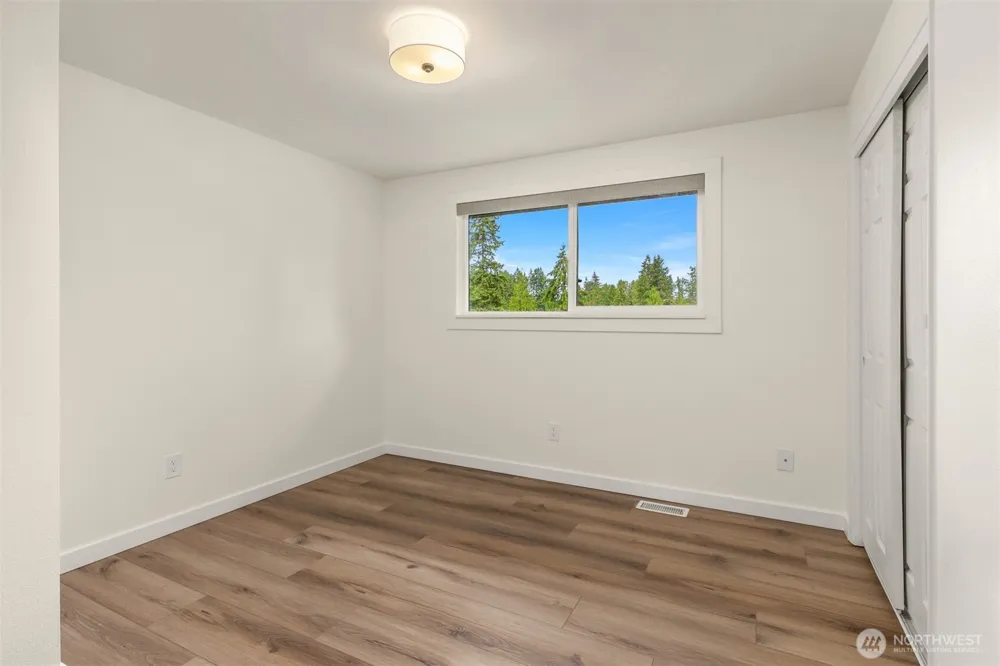 212 143rd Street SE Lynnwood, WA 98208