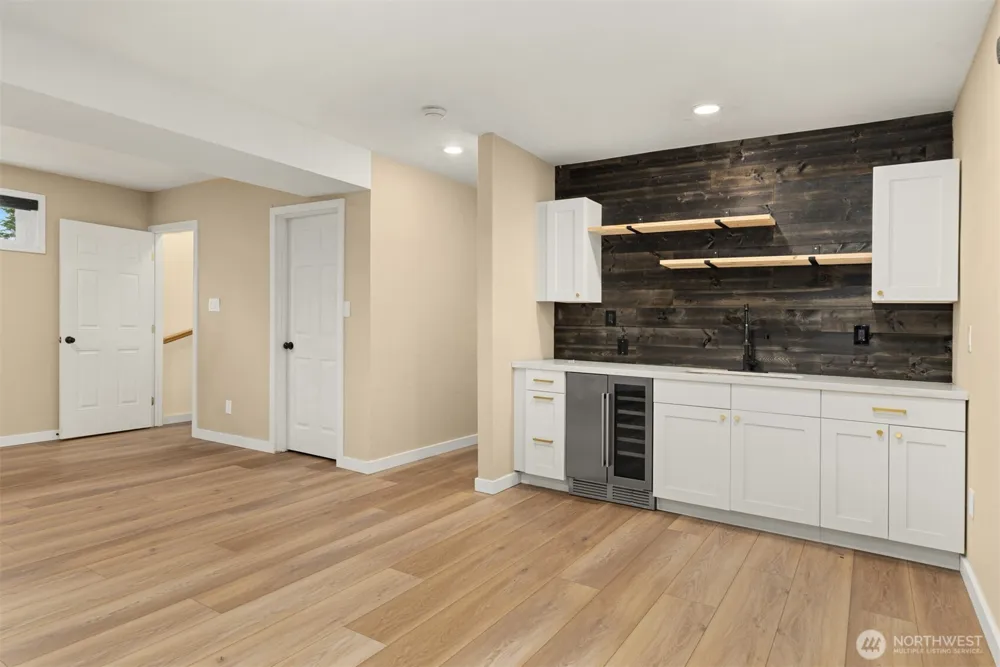 212 143rd Street SE Lynnwood, WA 98208