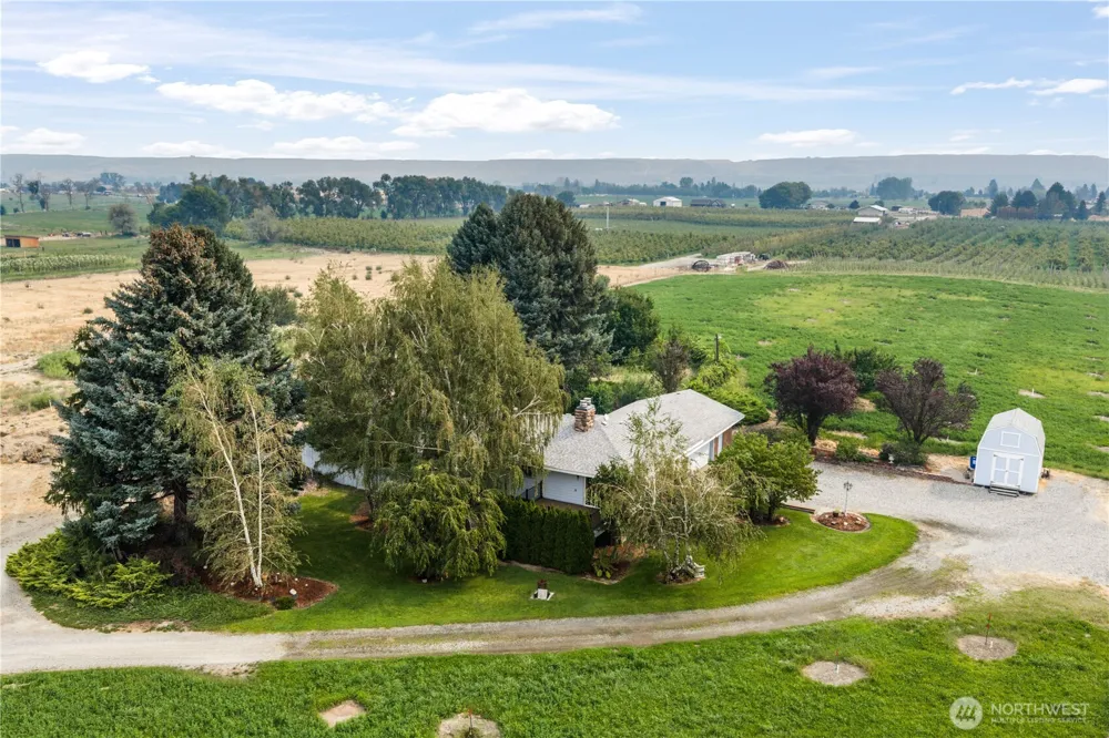 18 Cedar Avenue Brewster, WA 98812