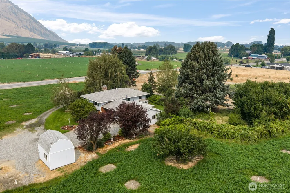 18 Cedar Avenue Brewster, WA 98812