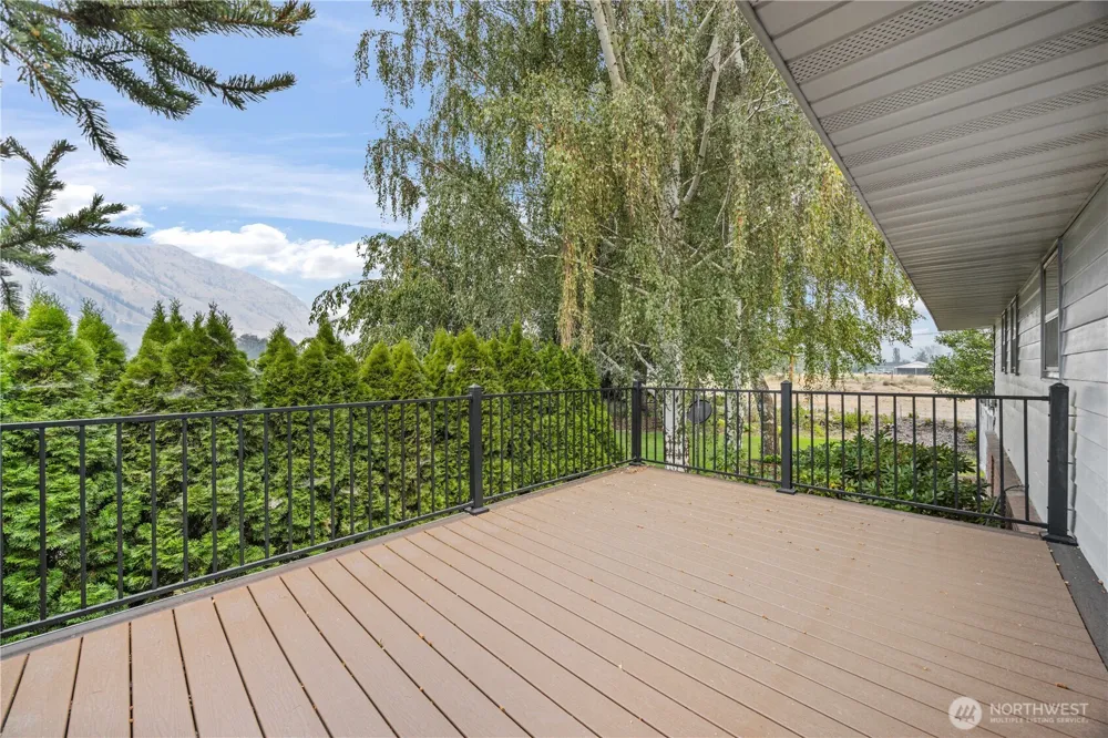 18 Cedar Avenue Brewster, WA 98812