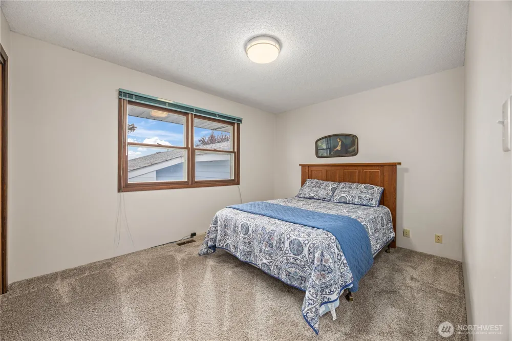 18 Cedar Avenue Brewster, WA 98812