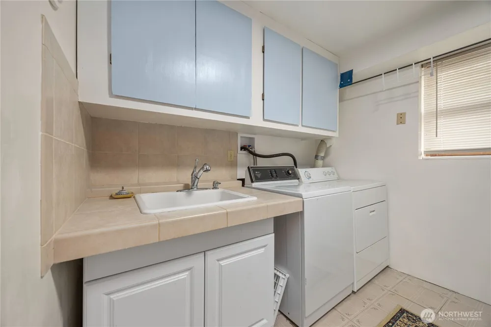 18 Cedar Avenue Brewster, WA 98812