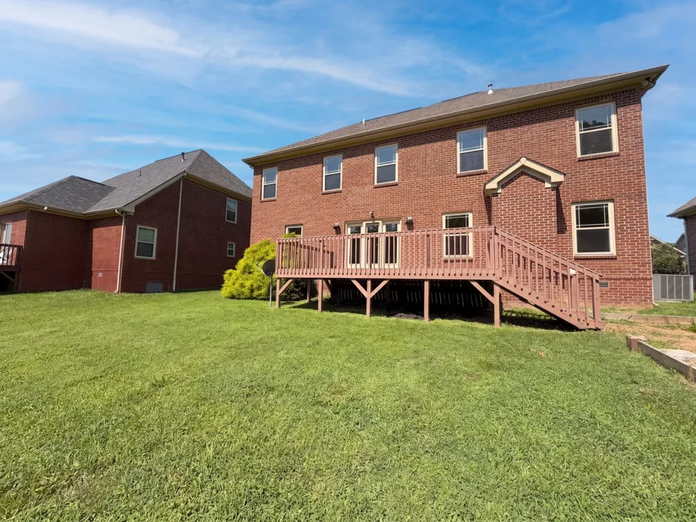 1032 Rudder Dr Spring Hill, TN 37174