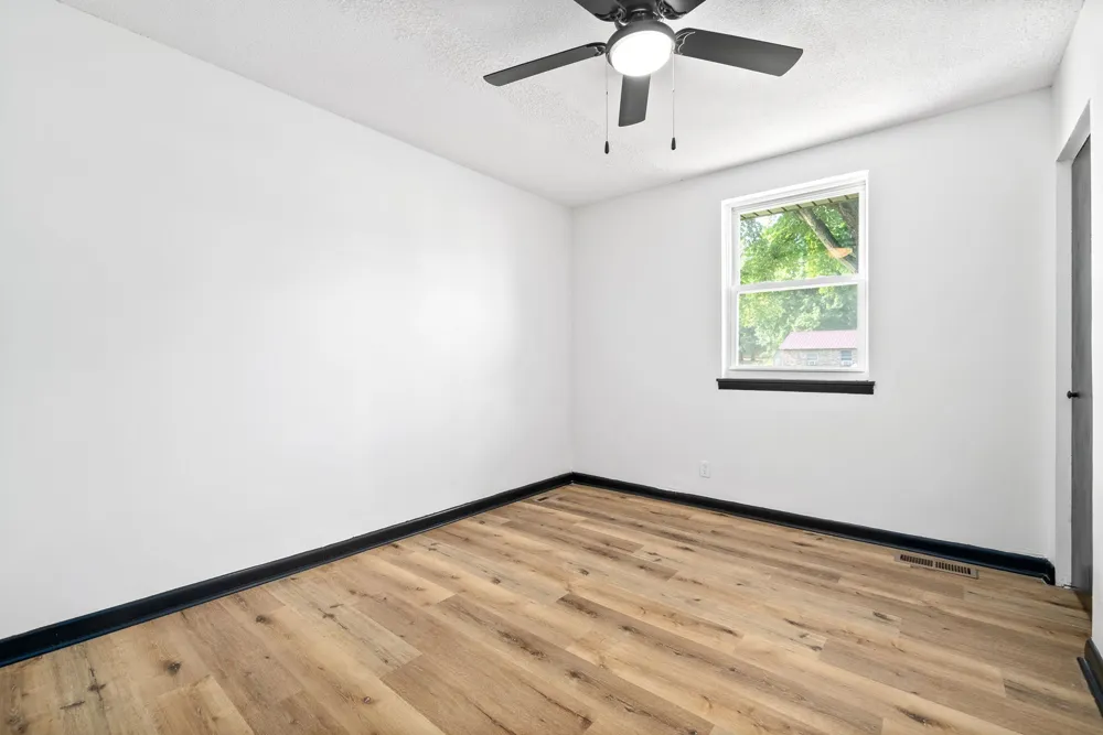 338 Woodale Dr Clarksville, TN 37042