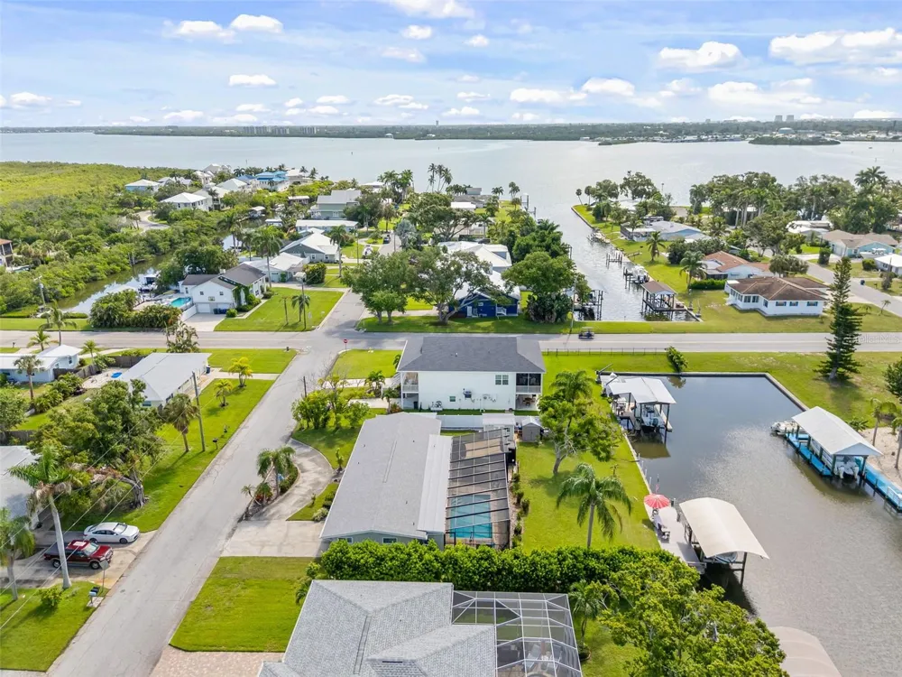 4331 POMPANO LANE Palmetto, FL 34221