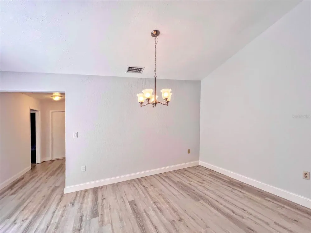 5549 BOULDER BOULEVARD #7 Sarasota, FL 34233
