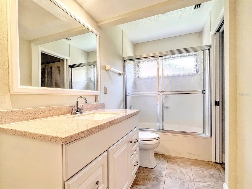 5549 BOULDER BOULEVARD #7 Sarasota, FL 34233