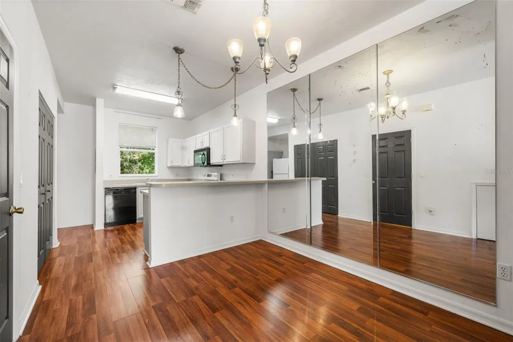 3970 SW 20TH AVENUE #904 Gainesville, FL 32607